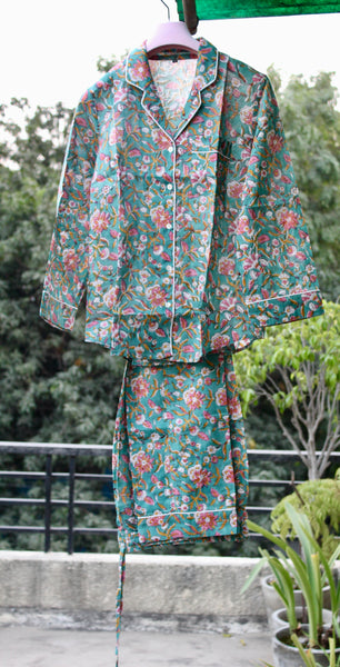 Oriental Lily Forest Night Suit